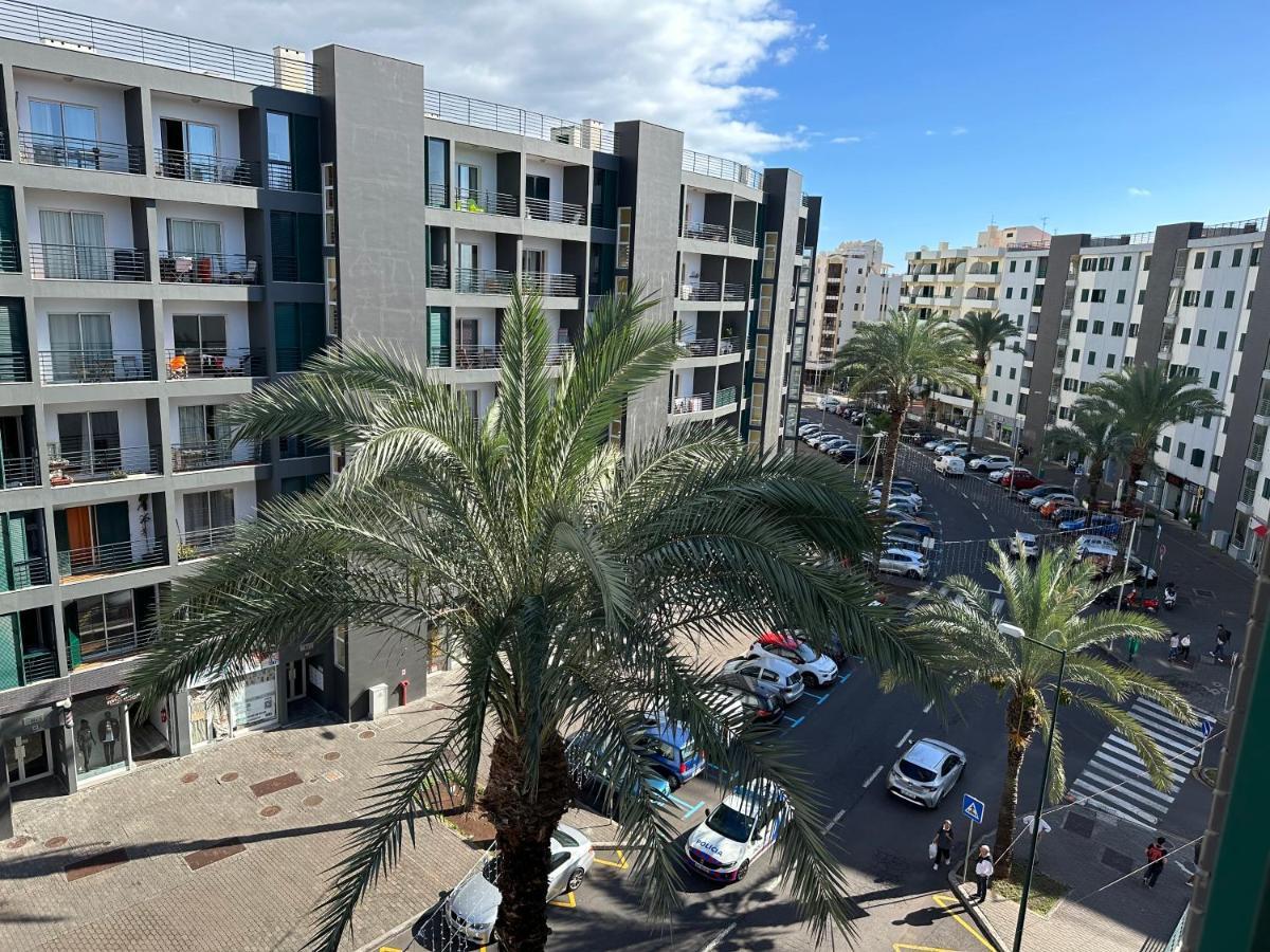 Plaza Near Forum Madeira - Rooms For Rent Φουνκάλ Εξωτερικό φωτογραφία