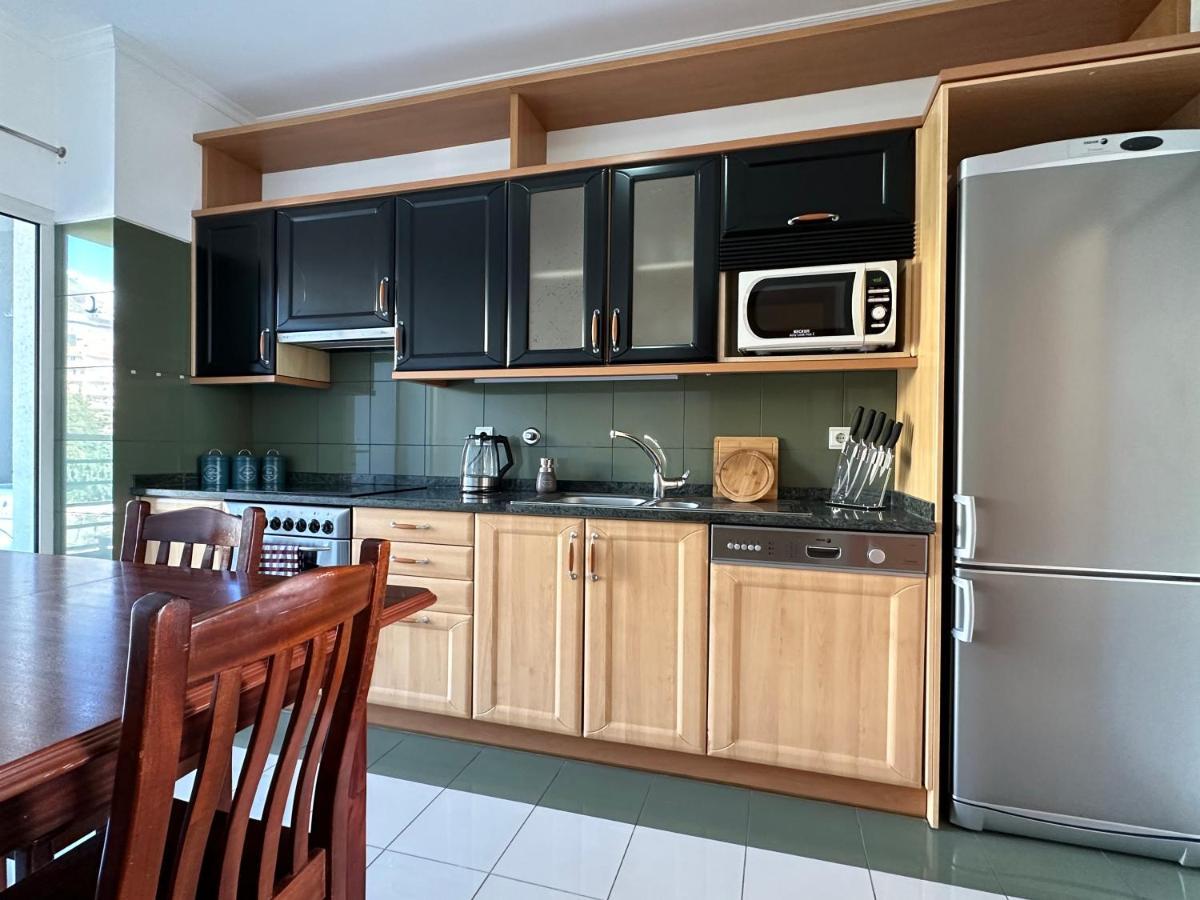 Plaza Near Forum Madeira - Rooms For Rent Φουνκάλ Εξωτερικό φωτογραφία