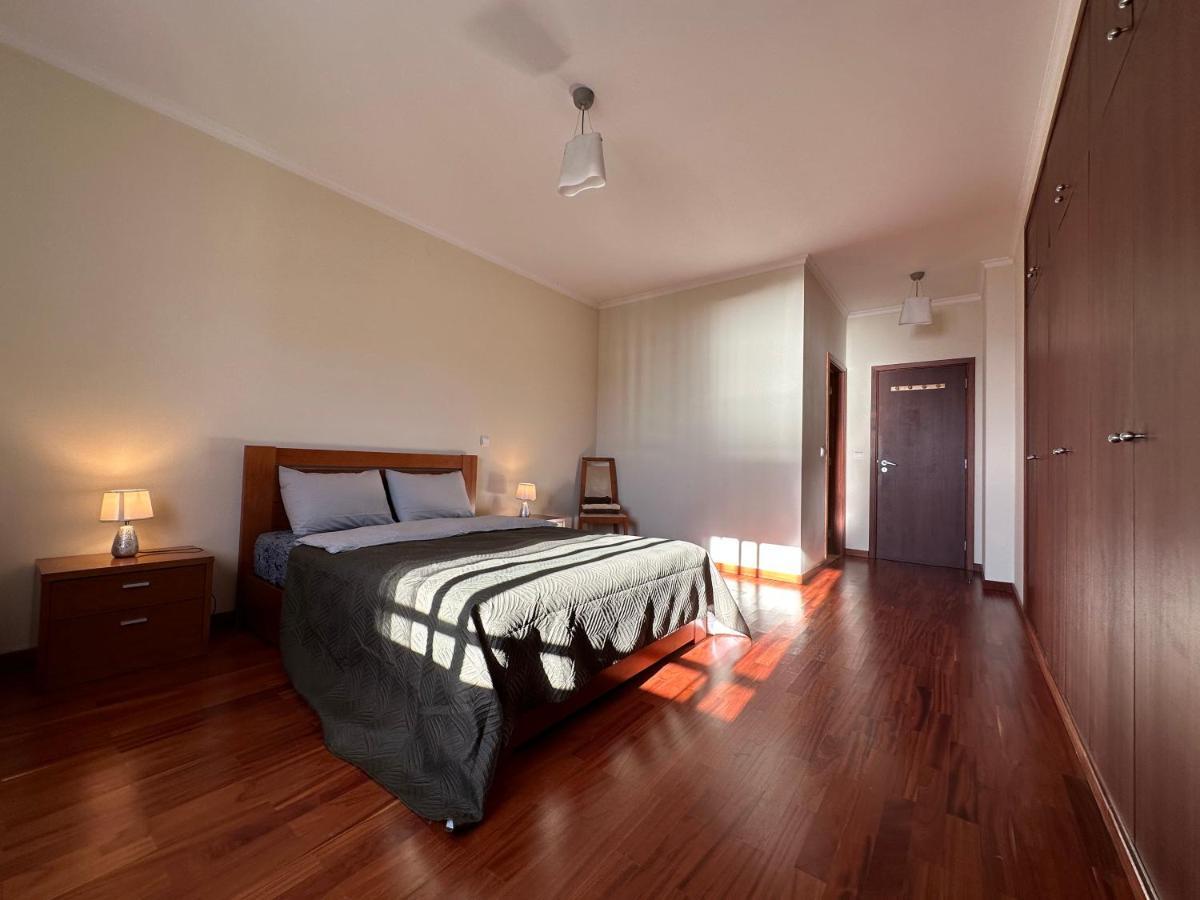 Plaza Near Forum Madeira - Rooms For Rent Φουνκάλ Εξωτερικό φωτογραφία
