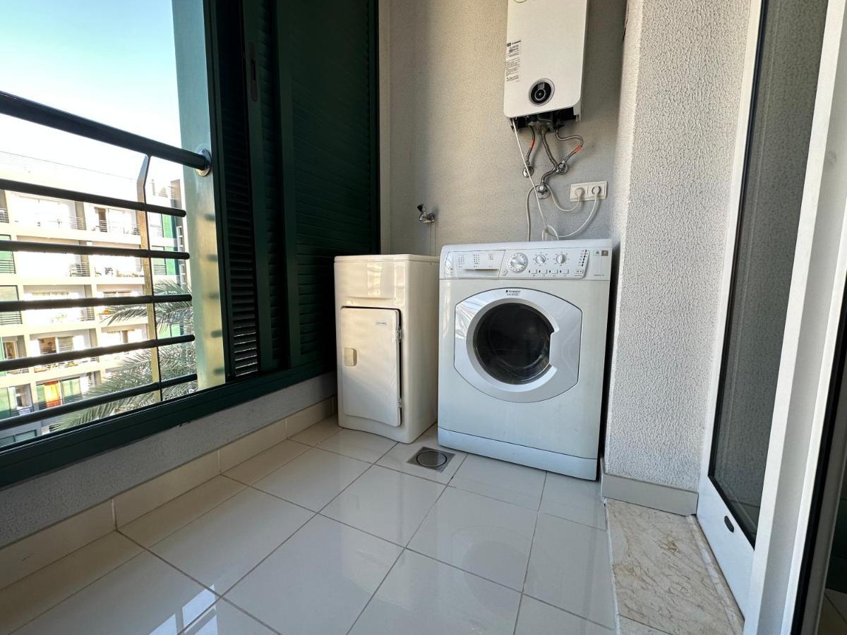 Plaza Near Forum Madeira - Rooms For Rent Φουνκάλ Εξωτερικό φωτογραφία
