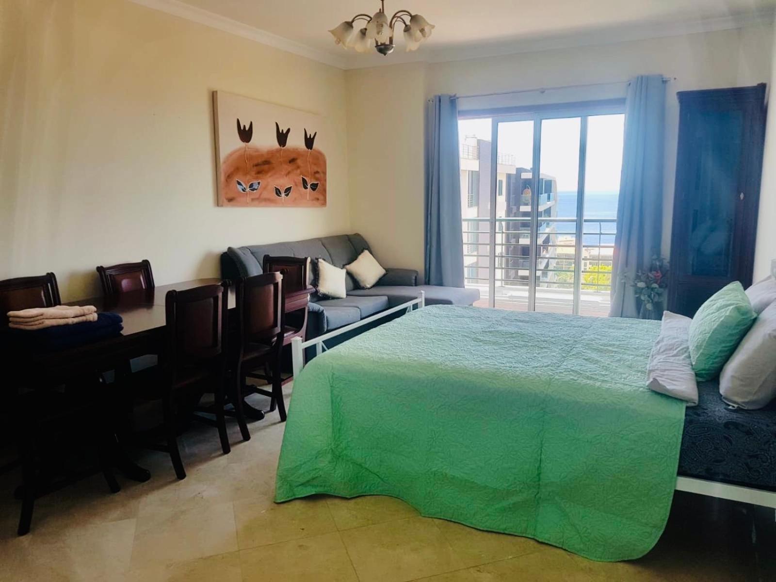 Plaza Near Forum Madeira - Rooms For Rent Φουνκάλ Εξωτερικό φωτογραφία