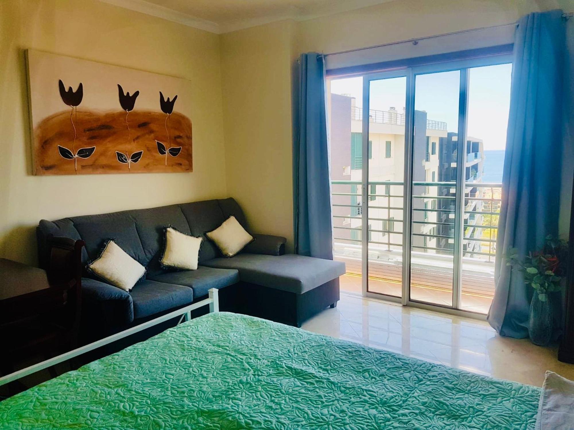 Plaza Near Forum Madeira - Rooms For Rent Φουνκάλ Εξωτερικό φωτογραφία