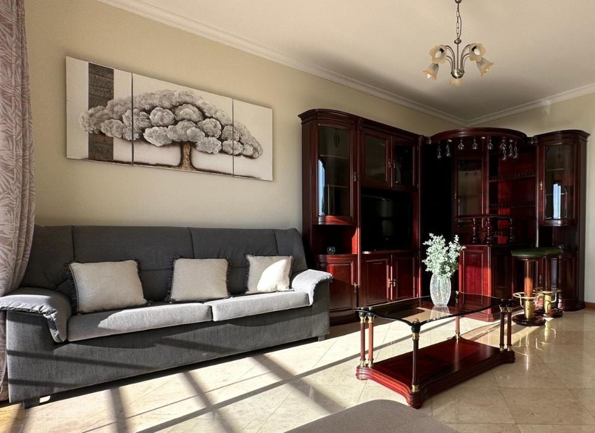 Plaza Near Forum Madeira - Rooms For Rent Φουνκάλ Εξωτερικό φωτογραφία