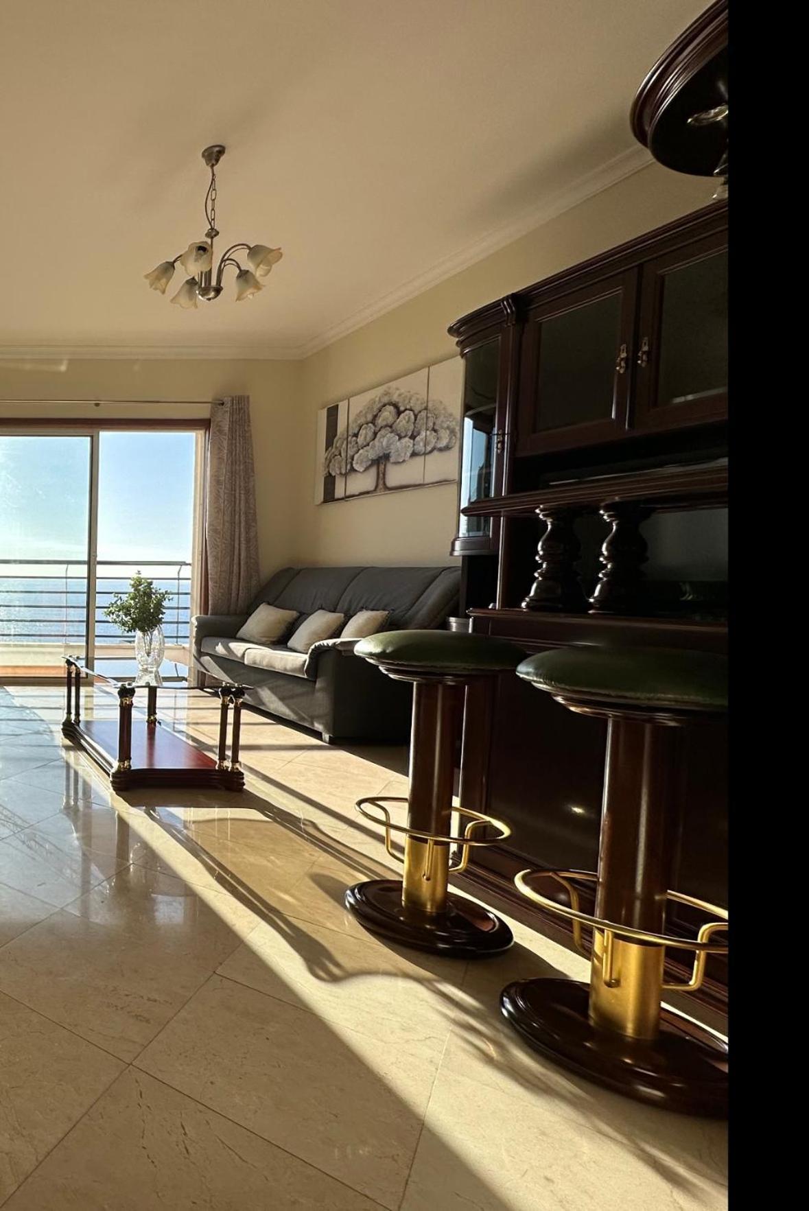 Plaza Near Forum Madeira - Rooms For Rent Φουνκάλ Εξωτερικό φωτογραφία